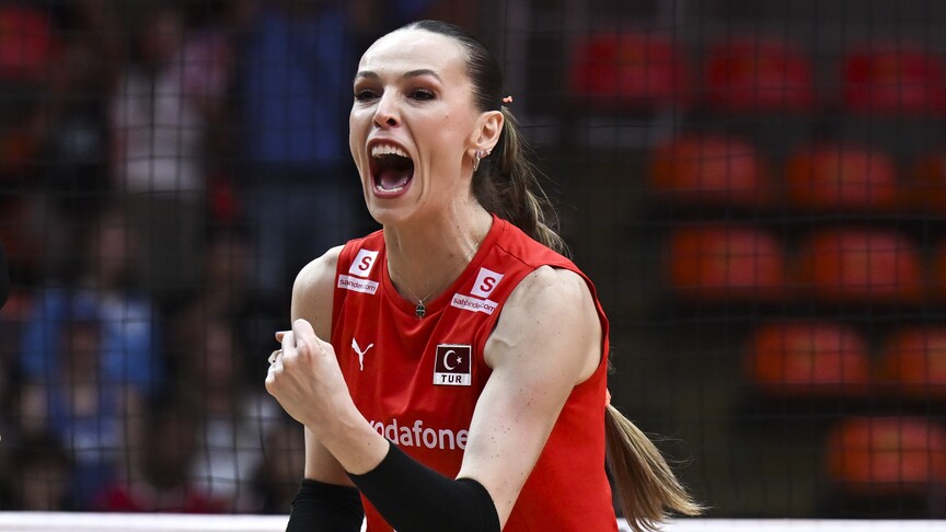 Milli voleybolcu Eda Erdem, kariyerini İletişim Başkanlığının "Ayın Tarihi" dergisine değerlendirdi