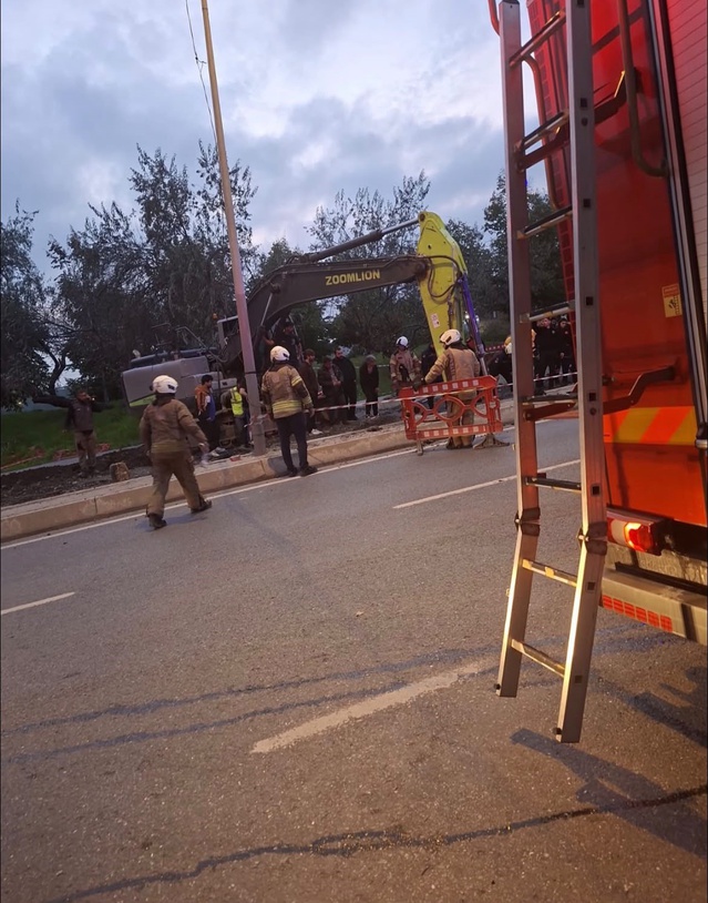 Bayrampaşa'da İSKİ altyapı çalışmasında göçük altında kalan 1 işçi yaşamını yitirdi