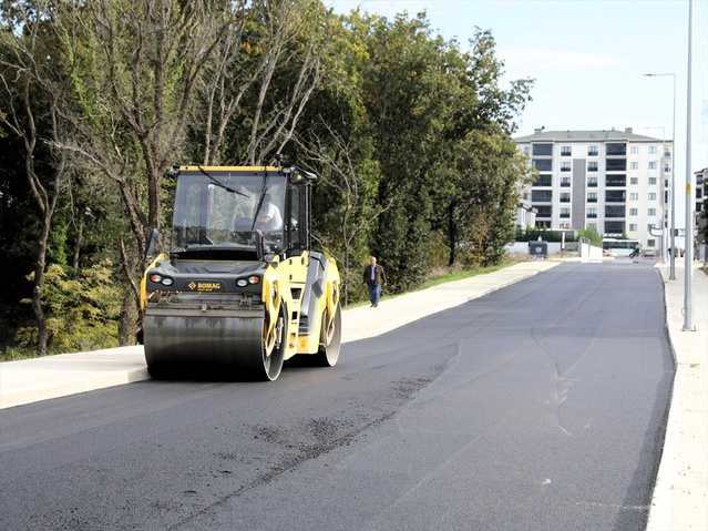 Çorlu Belediyesi Sınav Akademisi'nde öğrencilere 1 milyondan fazla soru sunuluyor