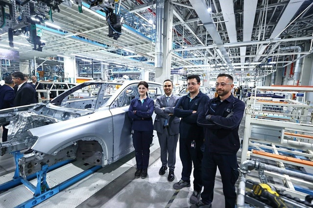 Kacır, Togg'da günde 375 araç üretildiğini söyledi, T6X ve T10F 4More'u inceledi
