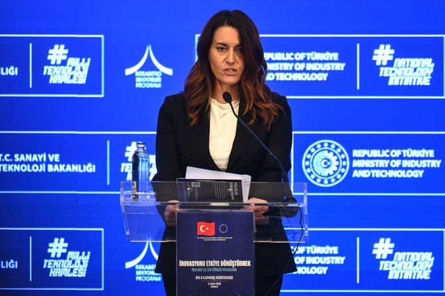 Ankara'da Sanayi ve Teknoloji Bakanlığı 300 işletmeyi dijital dönüşümle buluşturuyor