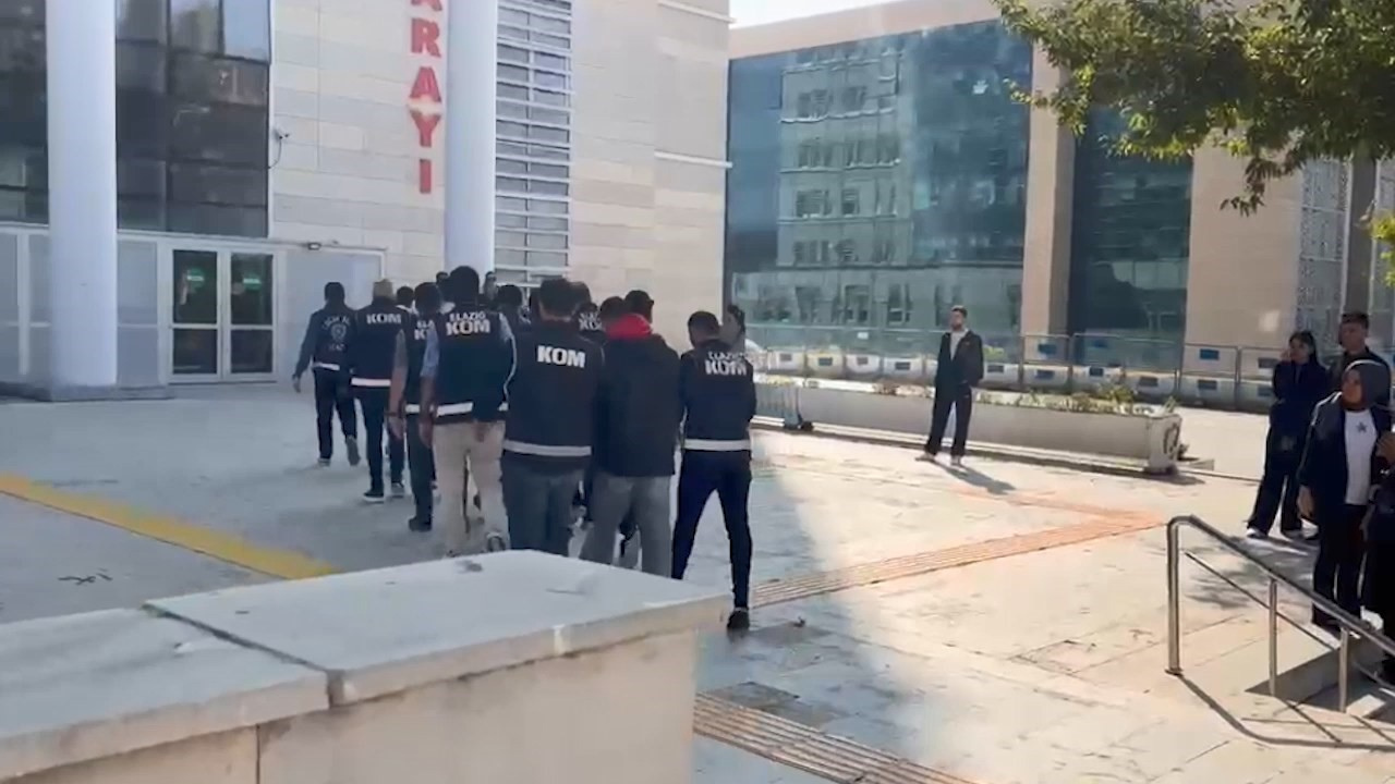 Park halindeki araca silahlı saldırı: 3 tutuklama