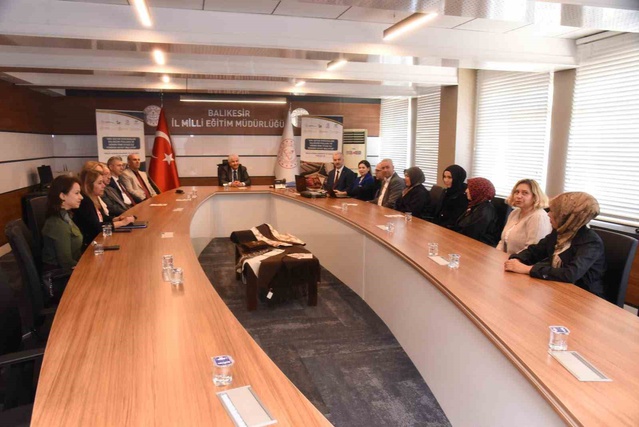 Balıkesir'de el sanatları projesinin kapanış toplantısı dört atölye için yapıldı