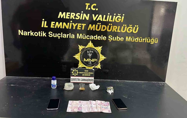 Mersin'de uyuşturucu satıcılarına yönelik operasyonda 2 şüpheli tutuklandı