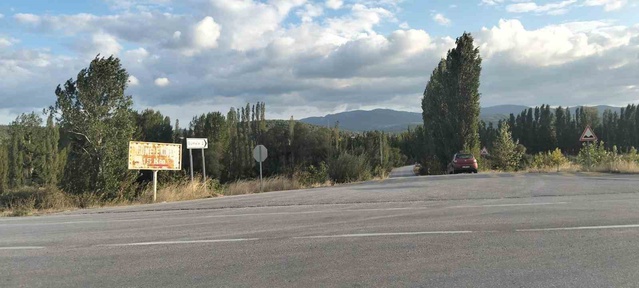 Gediz'deki Gümele ve Altınkent köyleri girişleri bariyersiz, muhtar çözüm bekliyor