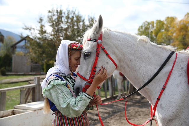 Halime Çavuş Kadın Derneği Kastamonu Daday'da at yarışı geleneğini canlandırdı