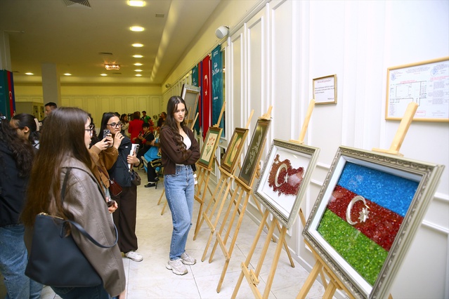 Bakü'de "Çanakkale'den Bakü'ye Ortak Medeniyet" sergisi açıldı