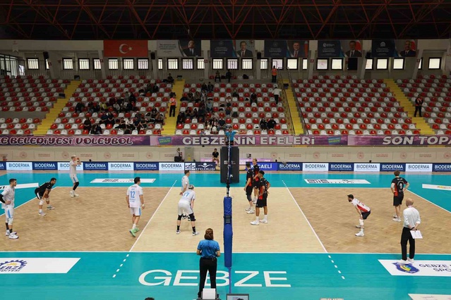 Gebze Belediyespor, Sungurlu Belediyespor'u 25-12'lik setle 3-0 mağlup etti