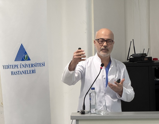 Prof. Dr. Ayşan, tiroid bezinde parathormon üreten üçüncü hücre tipini tanımladı