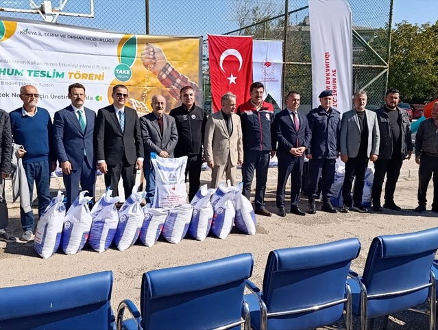 Konya Beyşehir'de mercimek üreticilerine 30 ton tohum teslim edildi