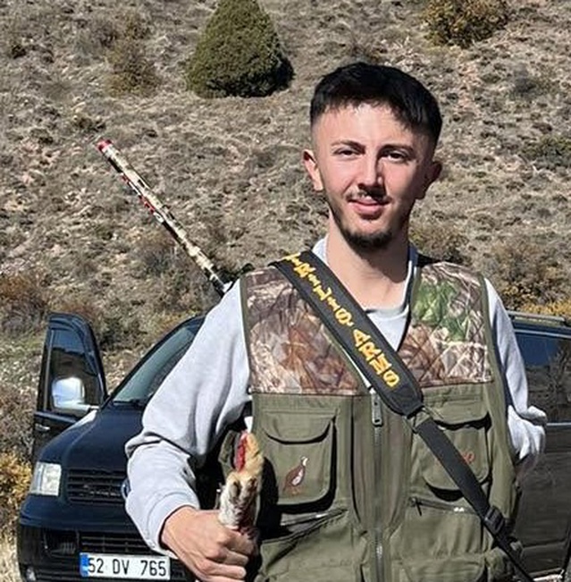 Ordu Fatsa'da kaldırıma çarpan motosiklette 1 kişi öldü, 1 kişi ağır yaralandı