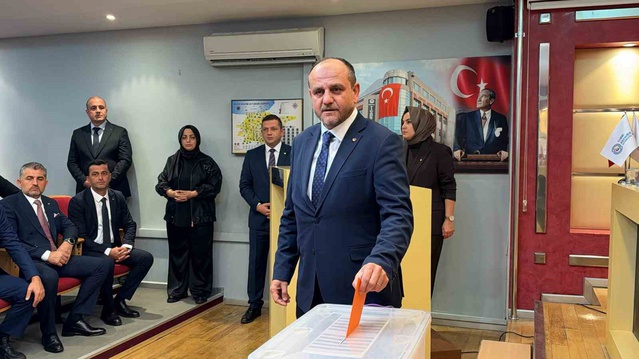 Düzce TSO'da İshak Şengüloğlu yönetim kurulu, Ümit Yıldırım meclis başkanı seçildi