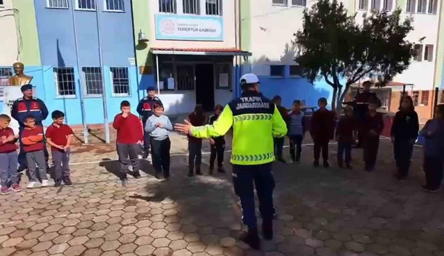 Çanakkale Valiliği okul çevresi denetimlerinin eğitim yılı boyunca süreceğini duyurdu