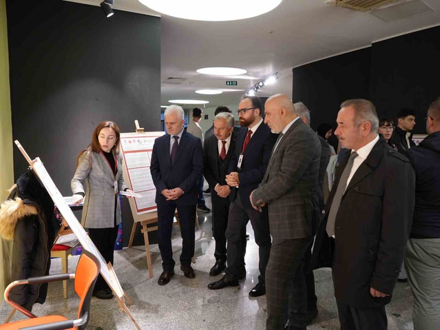 Kastamonu Üniversitesi'nde proje pazarı başladı, onaylı TÜBİTAK projesi 1200'ü aştı