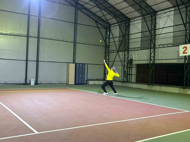 Aydın'da 29 Ekim tenis müsabakaları ADÜ kortlarında tamamlandı