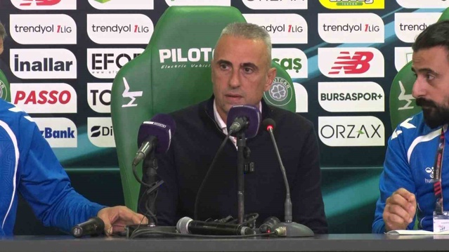 Mardin 1969 Spor'a 2-1 yenilen Bursaspor'un Fatih Şen'i taraftardan özür diledi