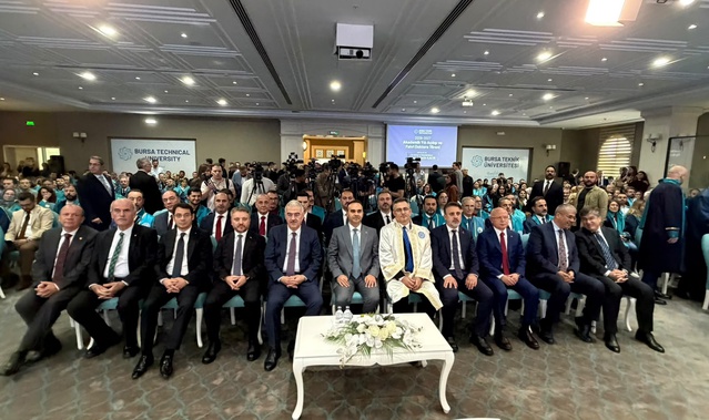 Yerli navigasyon için 2027 hedefi: Bakan Kacır, telefonlardaki yabancı uygulamaların silinmesine hazırlanıldığını söyledi