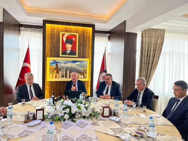 Aksaray Valisi Duru, 8 aydan fazla süredir asayiş olaylarının hızla azaldığını söyledi