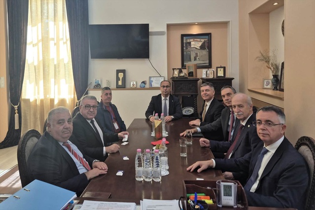 Trakya Üniversitesi Rektörü Hatipler, Burgaz Valisi Dikov'la sağlık projesini görüştü