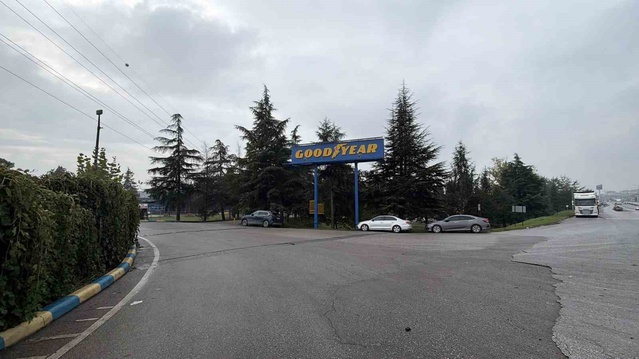Sakarya Arifiye'de Goodyear'da pres makinesine sıkışan işçi hayatını kaybetti