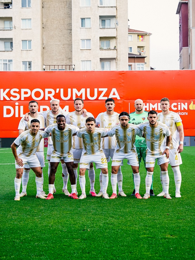 10 kişi kalan Pendikspor, 90+6 penaltısıyla Kayserispor ile 2-2 berabere kaldı