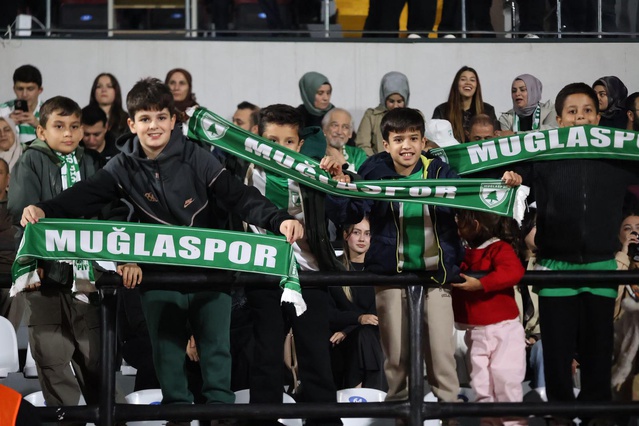 Bursaspor deplasmanda Muğlaspor'u 3-0 yendi, Iheanacho ligde 14. golüne ulaştı