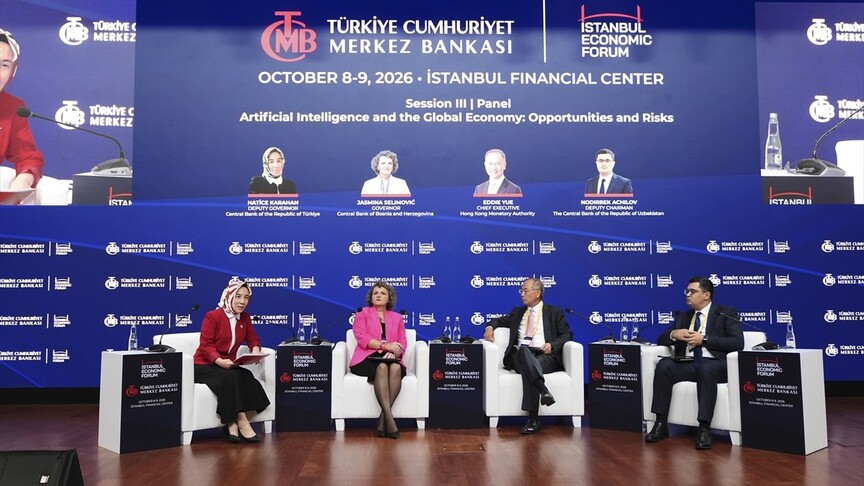İstanbul Ekonomi Forumu'nda "Yapay Zeka ve Küresel Ekonomi: Fırsatlar ve Riskler" paneli düzenlendi