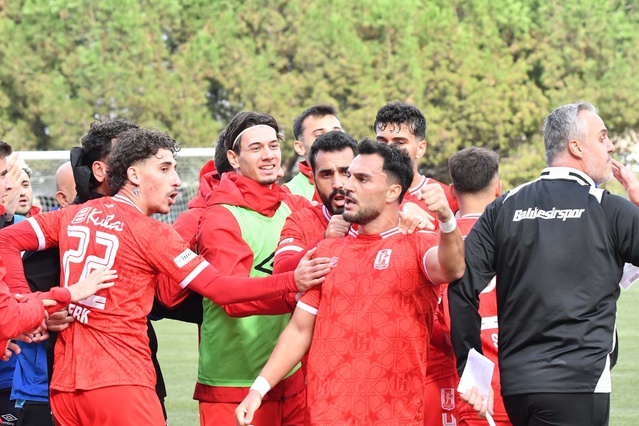 Balıkesirspor, 4 gün içinde Bigaspor'u kupada 3-0 yenip üst tura çıktı