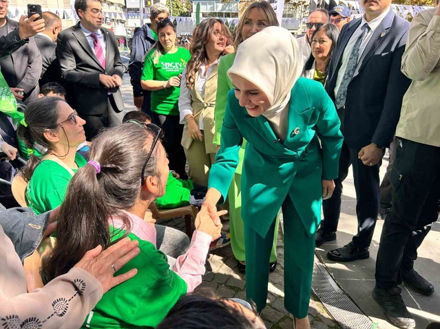 Bakan Göktaş, Kuğulu Park'ta yaklaşık 490 bin engelliye destek verdiklerini söyledi