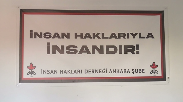 Kaos GL avukatları, 40 günlük iddianamesiz tutukluluğa serbest bırakılma çağrısı yaptı