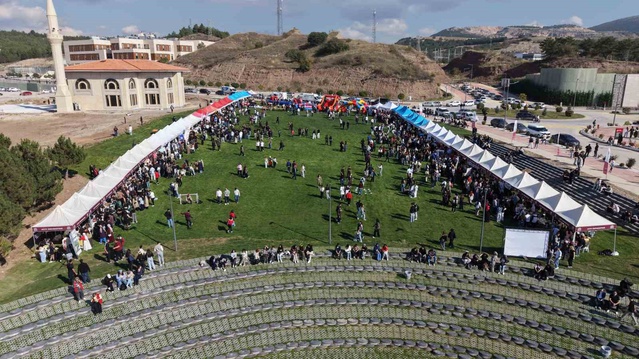Hitit Üniversitesi'nde binlerce öğrenci oyun ve müzikle yeni döneme merhaba dedi