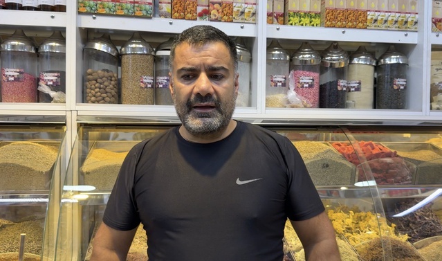 Iğdır'da havaların soğuması baharatçılarda kış çayına ilgiyi artırdı