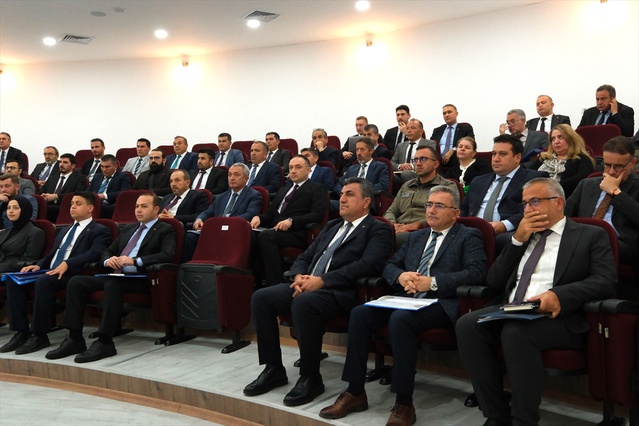 Karaman Valisi Çiçek, 2026'da 171 projeden 47'sinin tamamlandığını bildirdi