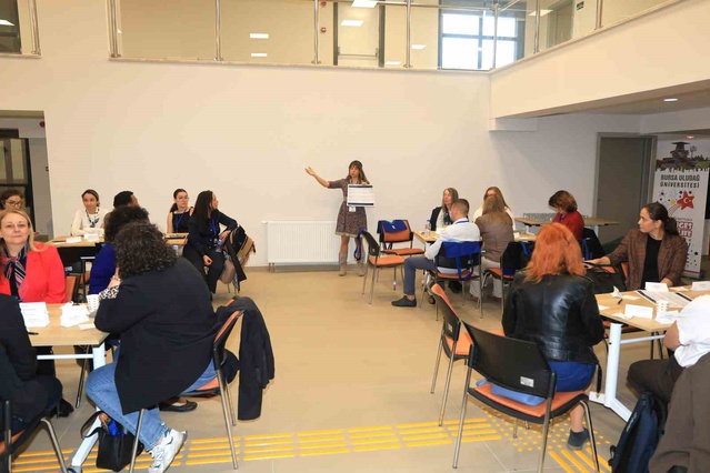 BUÜ'nün 3. Uluslararası Haftası'nda 20 üniversiteden 30 personel buluştu