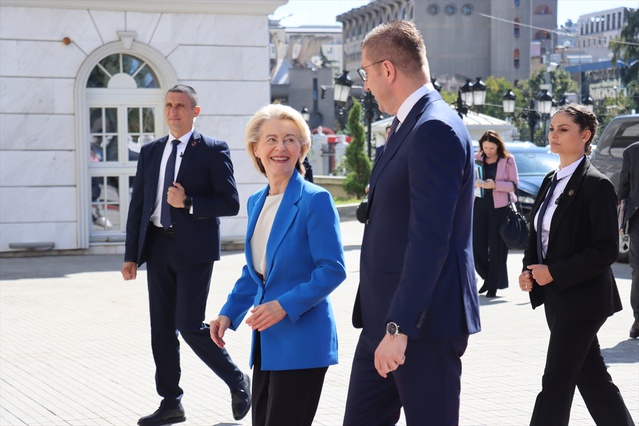 Von der Leyen Üsküp'te Kuzey Makedonya'nın AB'ye ait olduğunu açıkladı