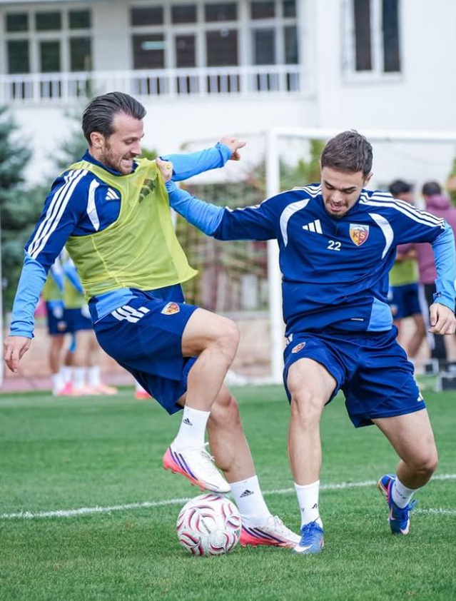 Kayserispor, Manisa FK maçı hazırlıklarını Recep Mamur Tesisleri'nde sürdürdü