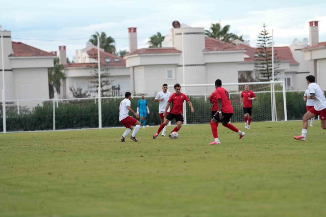 Antalyaspor, Çorum FK'yı 2-1 mağlup etti; Çorum'un 5 milli oyuncusu yoktu