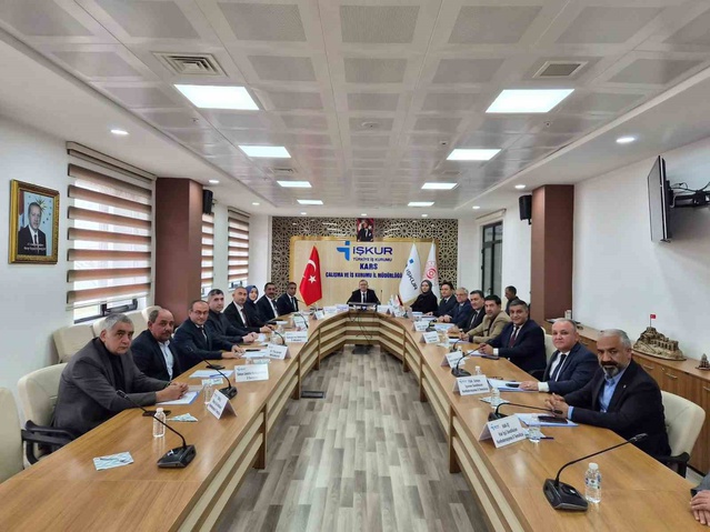 Kars İl İstihdam ve Mesleki Eğitim Kurulu, 2027 planını ve bilişim alanını görüştü