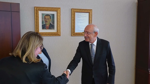 Kılıçdaroğlu, AB Türkiye Delegasyonu Başkanı Orav'ı makamında kabul etti