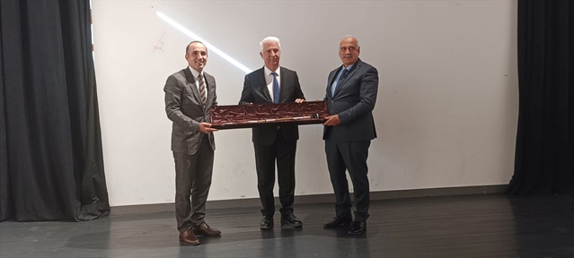 Eski AYM Başkanvekili Gökcan, Çorum İskilip'te gençlere kariyer tavsiyesi verdi