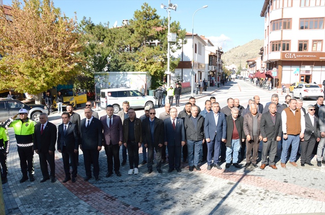 Sivrihisar'da Muhtarlar Günü, Başkan Dökmeci'nin plaket vermesiyle sona erdi