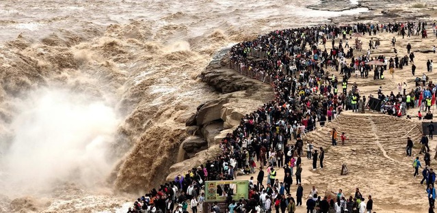 Çin'de Ulusal Gün tatilinde kültür ve sonbahar turları turistlerden ilgi görüyor