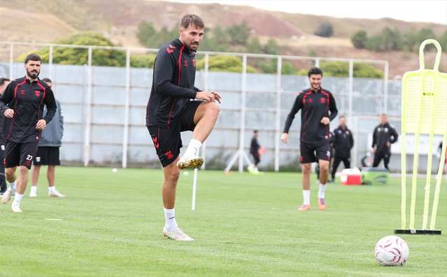 Sivasspor Teknik Direktörü Taşdemir, ülke futbolunun temizlenmesini istedi