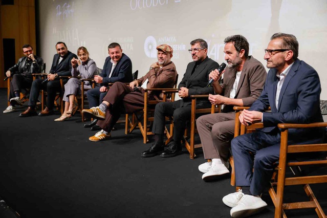 Altın Portakal'da son Ulusal Yarışma filmi 'Bekle Bizi Brüksel' gösterildi