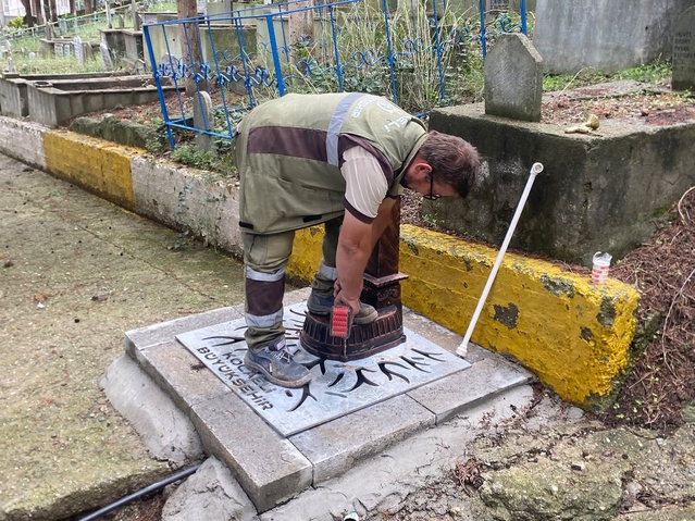 Kocaeli'de 12 ilçedeki mezarlıklara yeni çeşmeler monte ediliyor