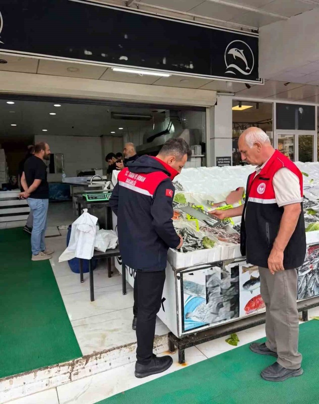 Adıyaman Merkez'de su ürünleri satış noktalarında denetimler sıklaştırıldı