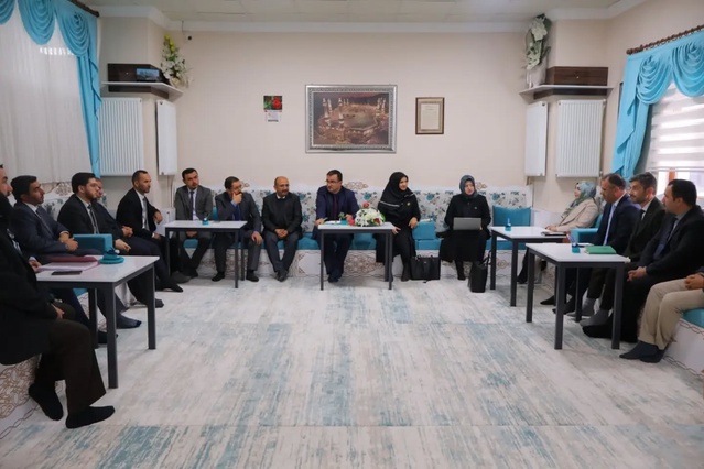 Diyanet Bayburt'ta Çoruh Kültür Merkezi'nde din görevlileriyle buluştu