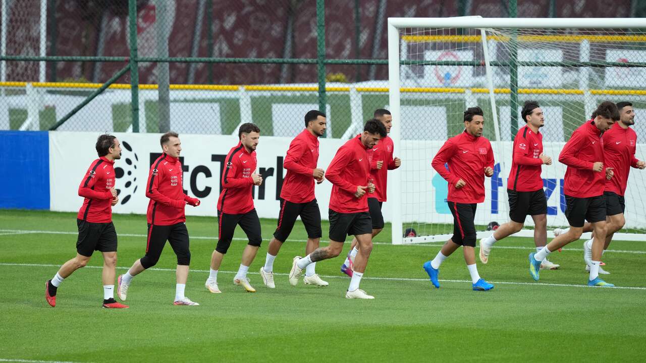Arda Güler ve Barış Alper Yılmaz kamptan ayrıldı