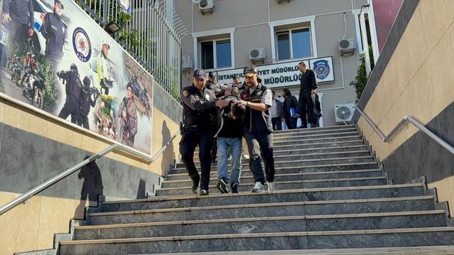 Bayrampaşa'da silahla 7 kilo altın gasbına karışan 11 şüpheli adliyeye sevk edildi