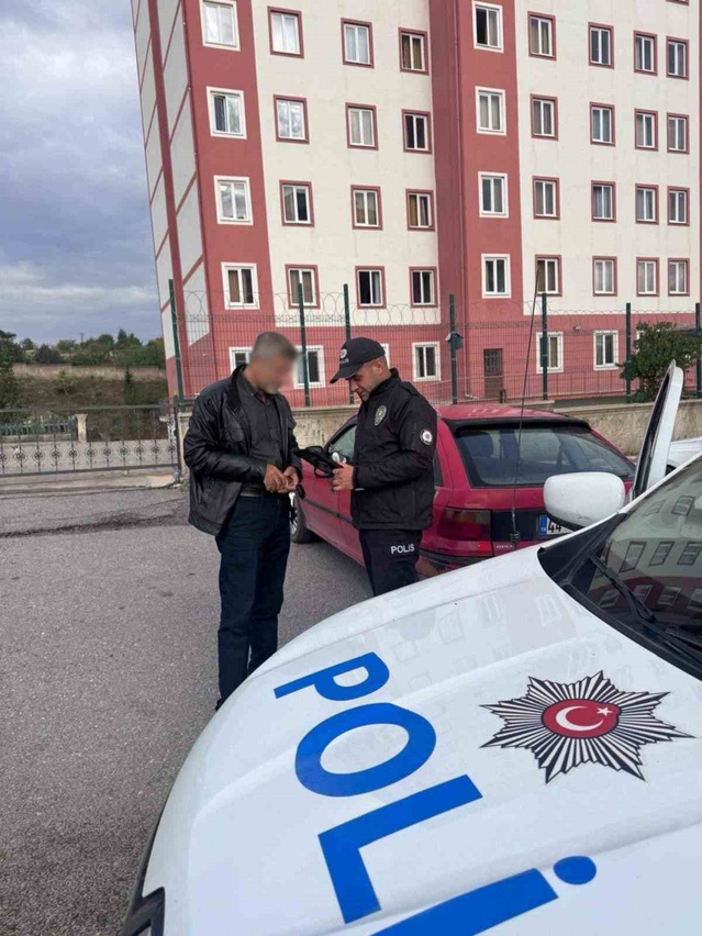Malatya'da 115 okul ve 13 yurdu kapsayan denetimde 6 bin 848 kişi sorgulandı
